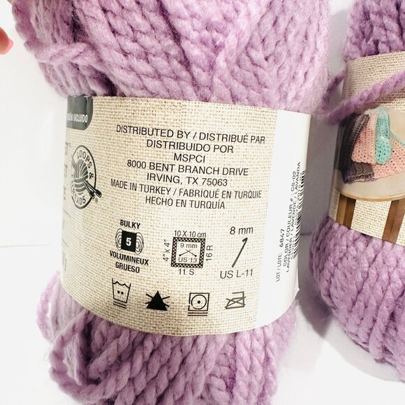 NIP Vintage Loops & Threads Charisma Sorbet Lavender Yarn Lot 6847 - 2 skeins - Picture 3 of 4